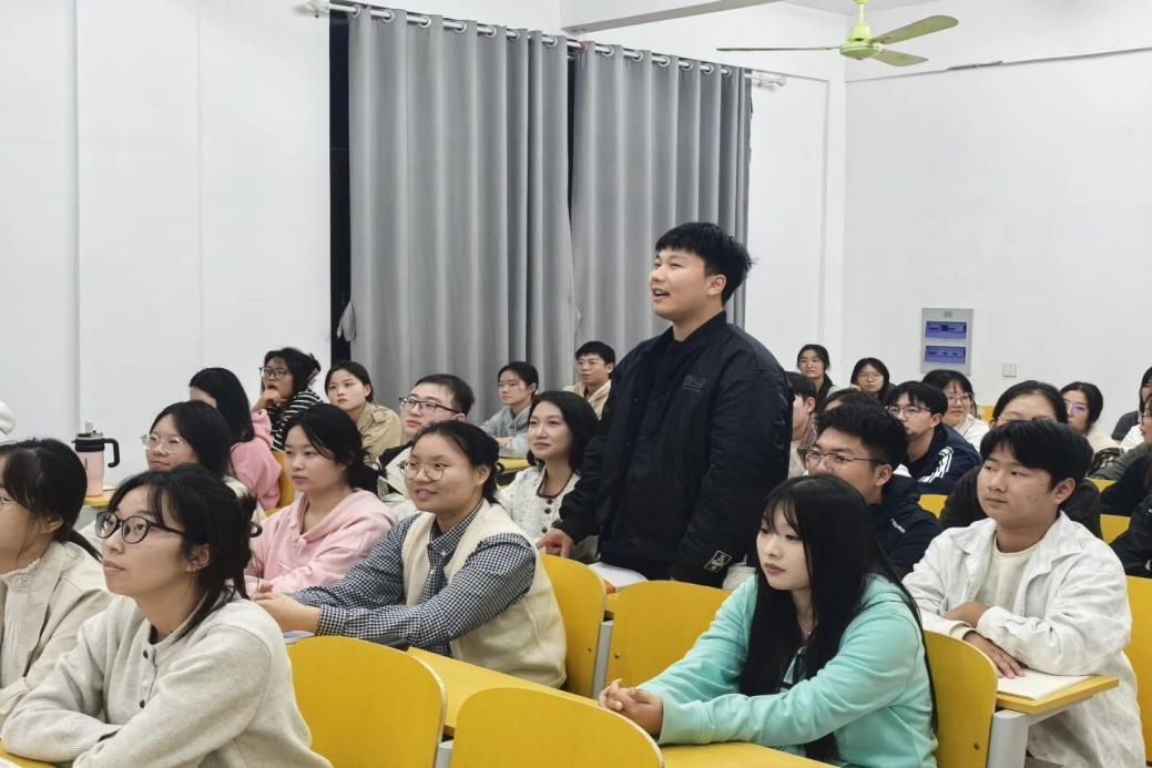 分享会现场(二)